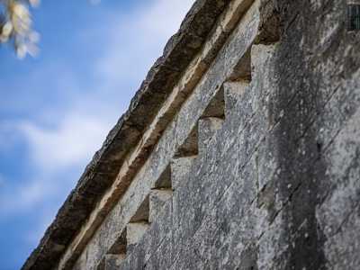 ...eccetto per i fascioni dentellati...
